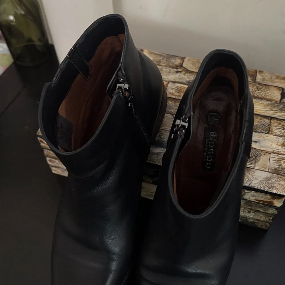 BLONDO (7W) AquaProtect Black Leather Ankle Booties Cowhair Waterproof Zipper - Picture 14 of 16